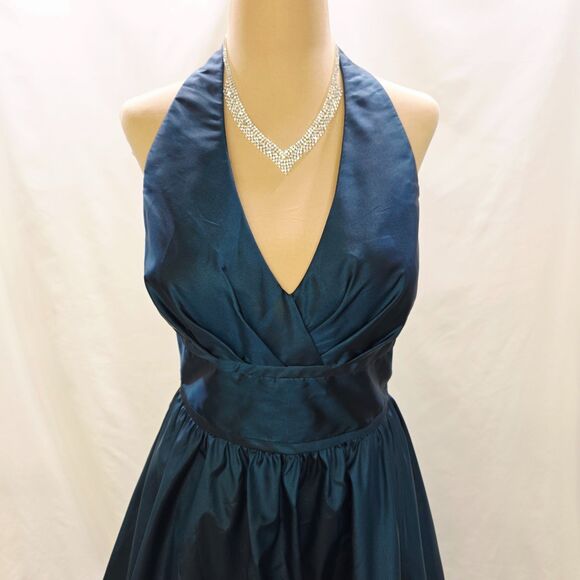 Mori Lee Iridescent Teal Halter Ballgown | Prom Perfection | Size 4 - Picture 7 of 16